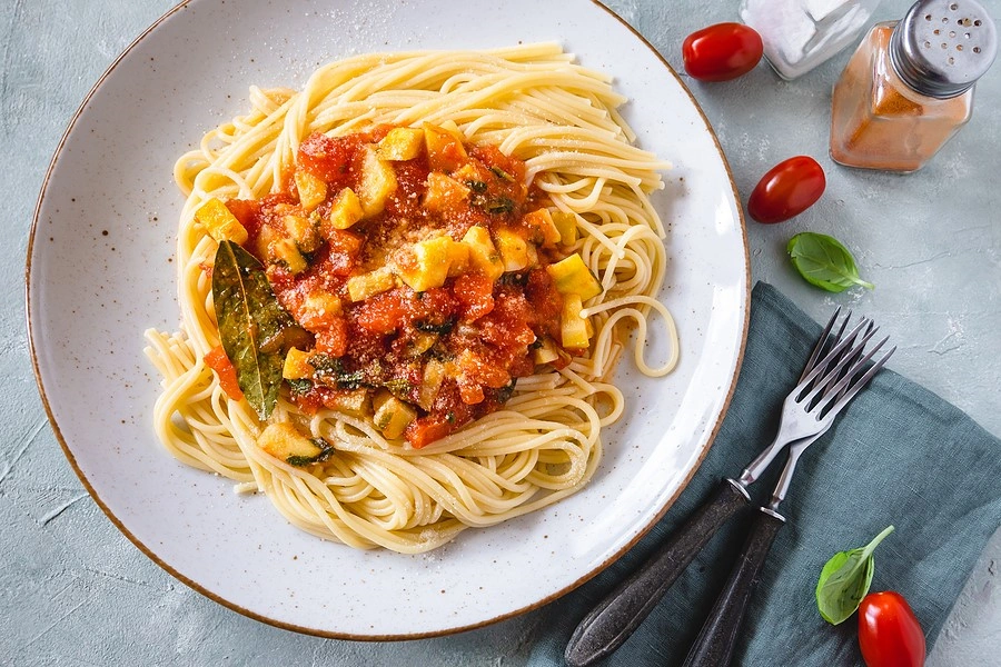 Zucchini in Crushed Tomatoes